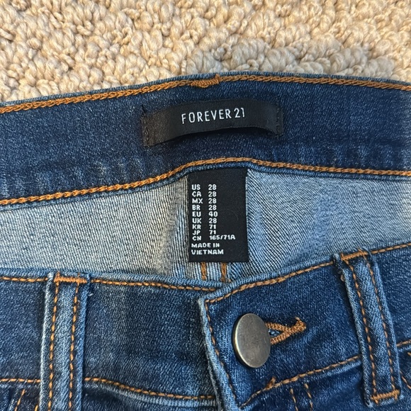 Jeans - Picture 3 of 3